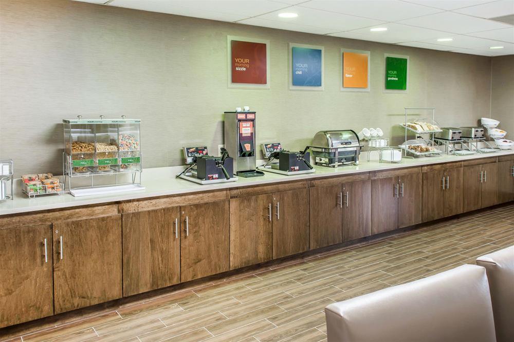 Comfort Suites Near Potomac Mills Woodbridge Bagian luar foto