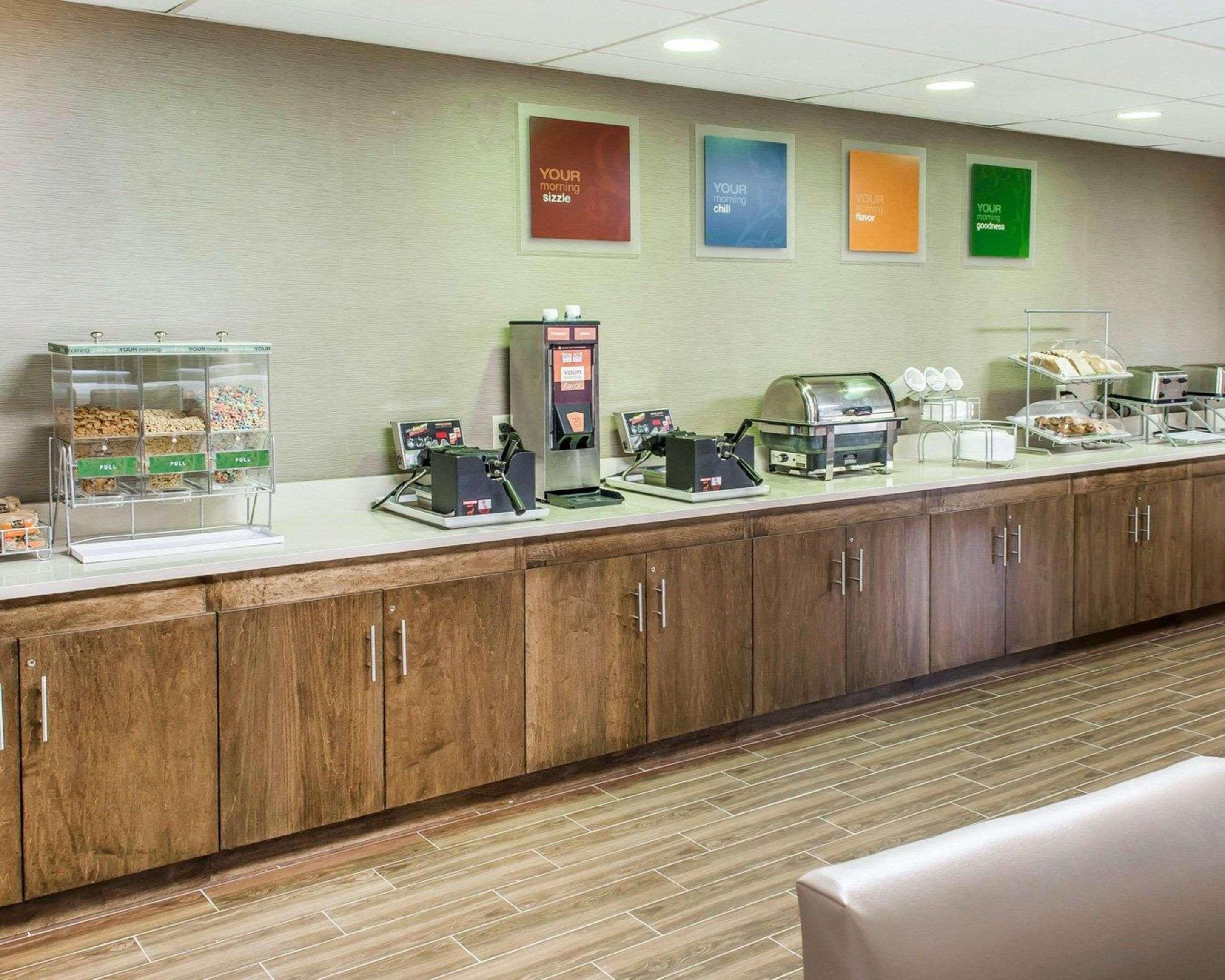 Comfort Suites Near Potomac Mills Woodbridge Bagian luar foto