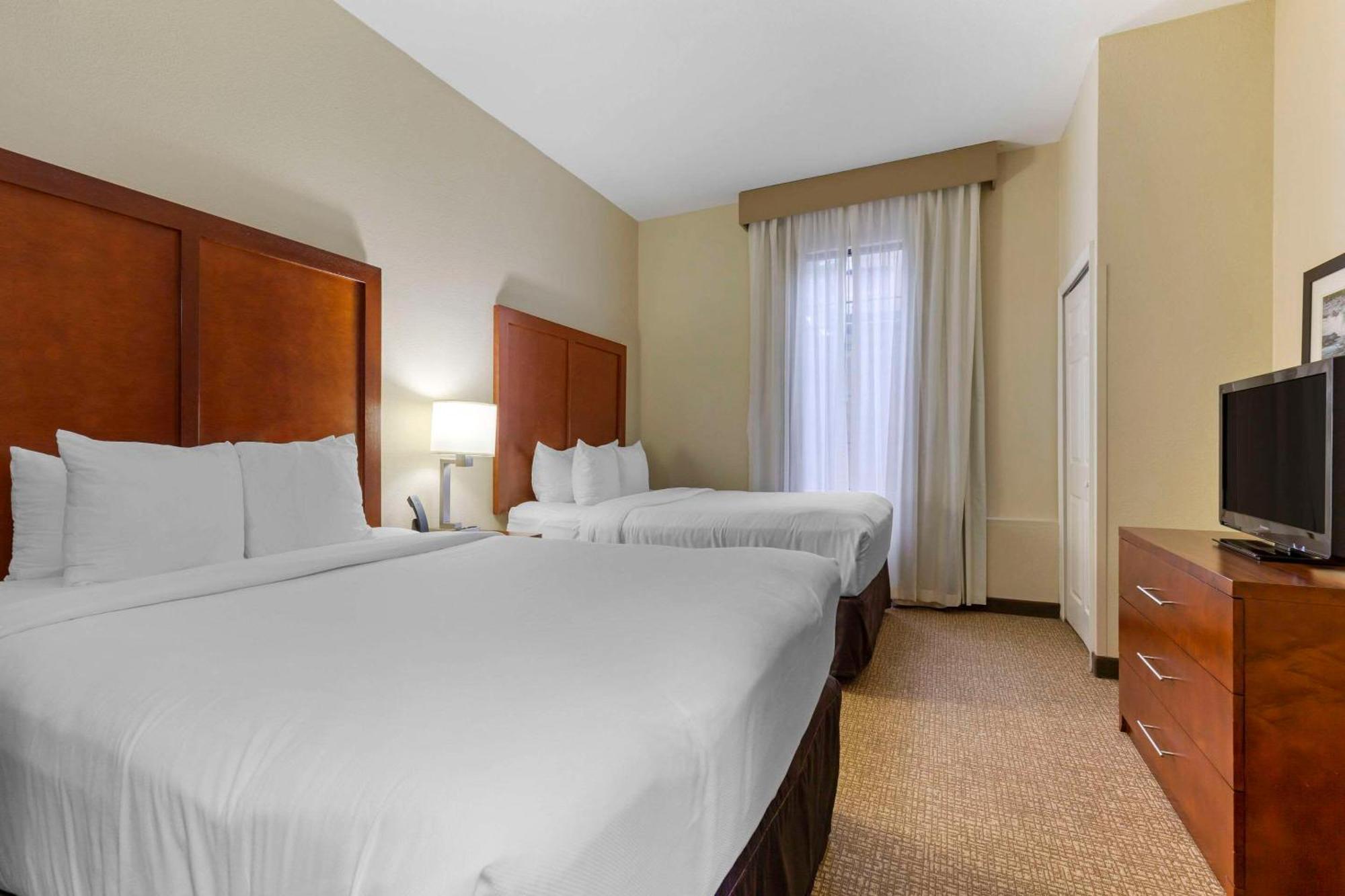 Comfort Suites Near Potomac Mills Woodbridge Bagian luar foto