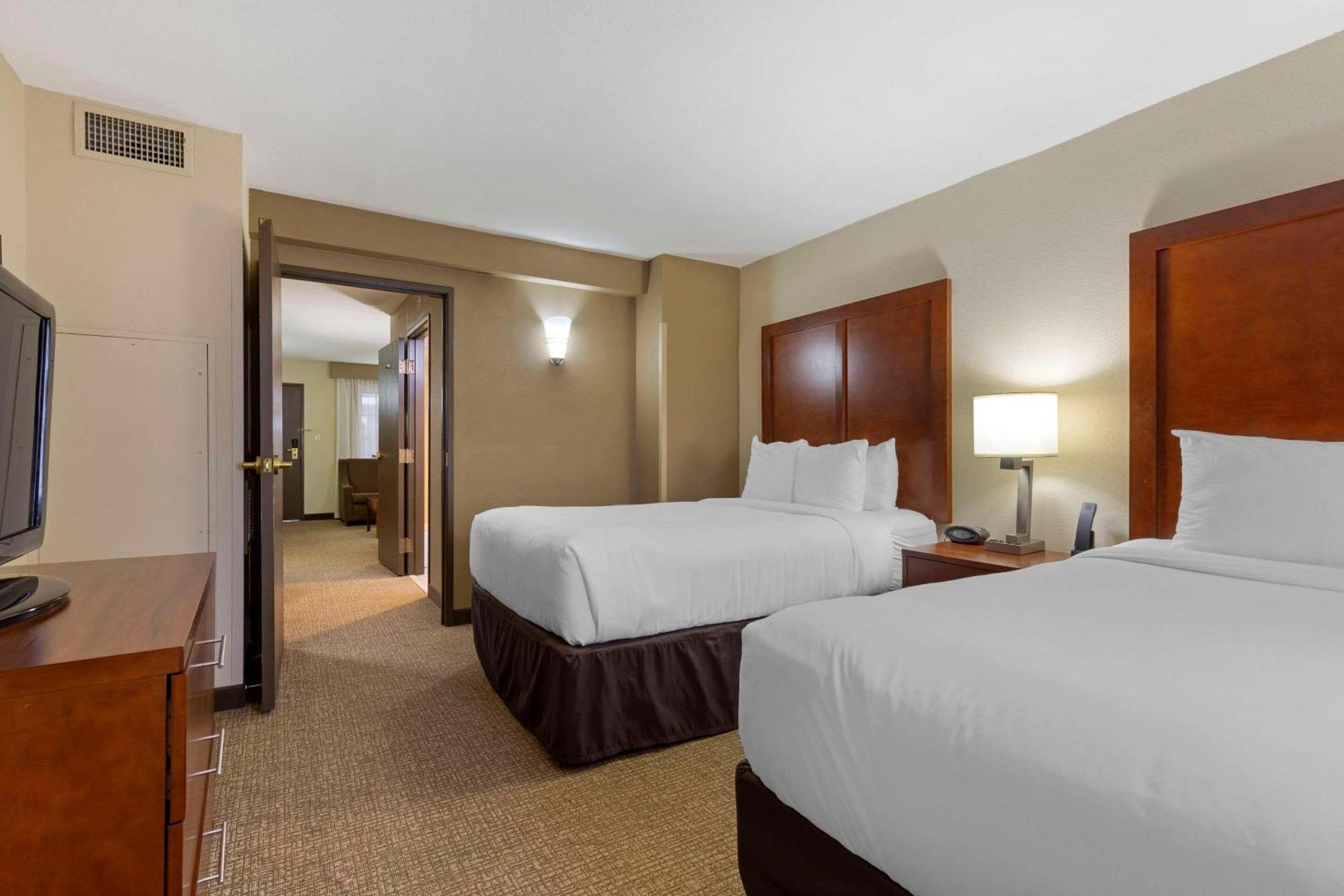 Comfort Suites Near Potomac Mills Woodbridge Bagian luar foto