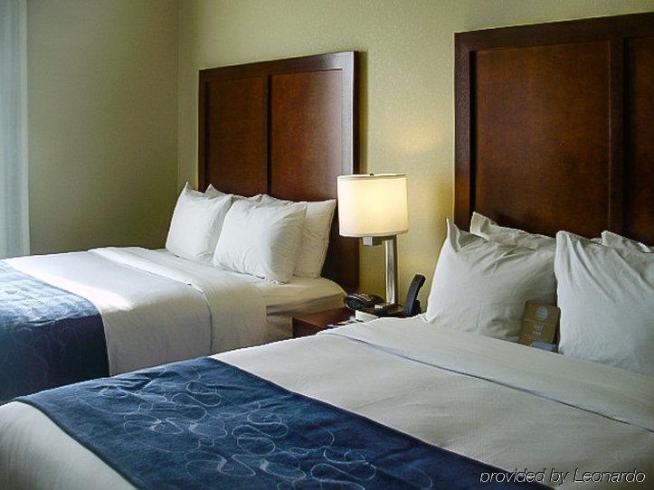 Comfort Suites Near Potomac Mills Woodbridge Bagian luar foto