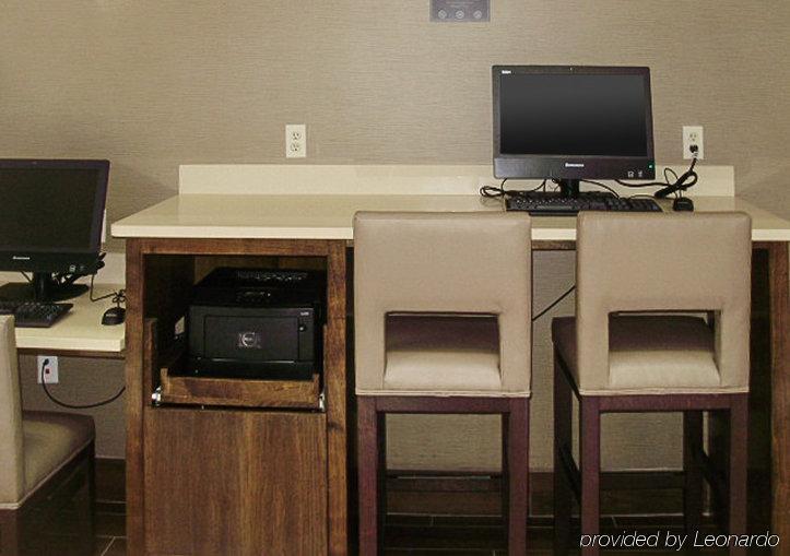 Comfort Suites Near Potomac Mills Woodbridge Bagian luar foto
