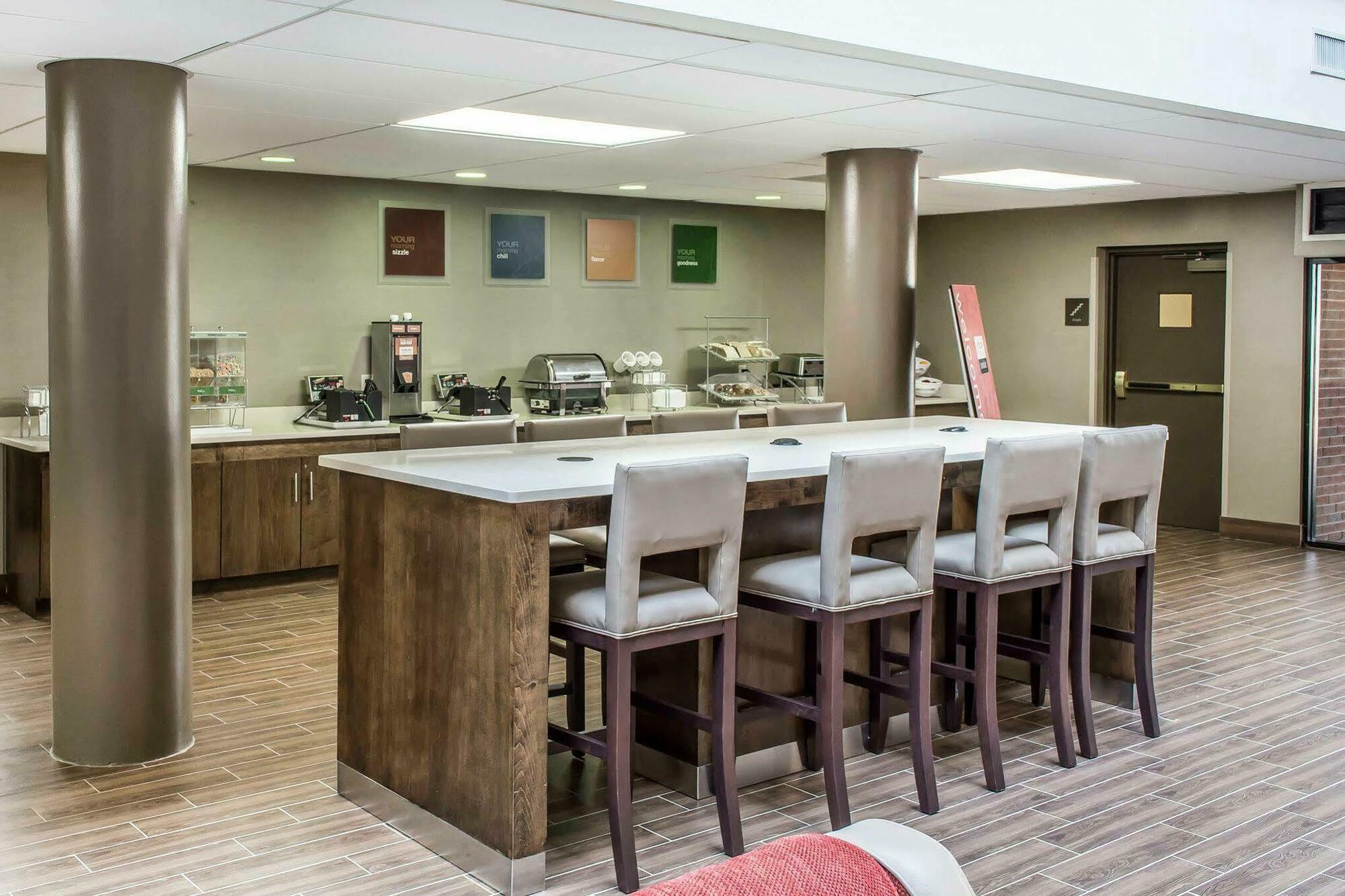 Comfort Suites Near Potomac Mills Woodbridge Bagian luar foto